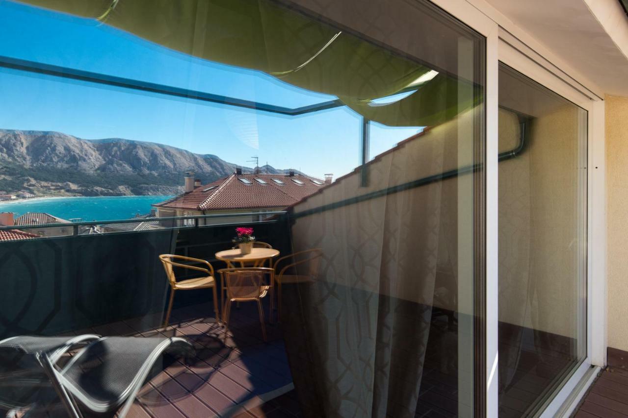 Apartments Ddd Baška Екстериор снимка
