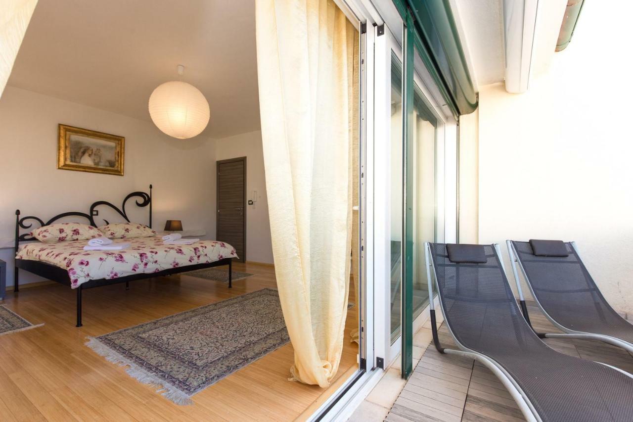 Apartments Ddd Baška Екстериор снимка